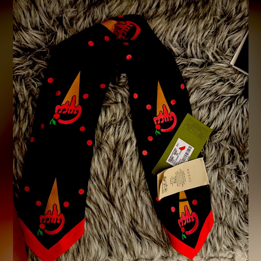 Authentic Gucci scarf new with tags
